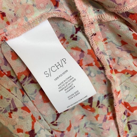 CAbi Sweet Floral Print Semi Sheer Sleeveless Layered Bella Top, Style #… - Picture 7 of 9